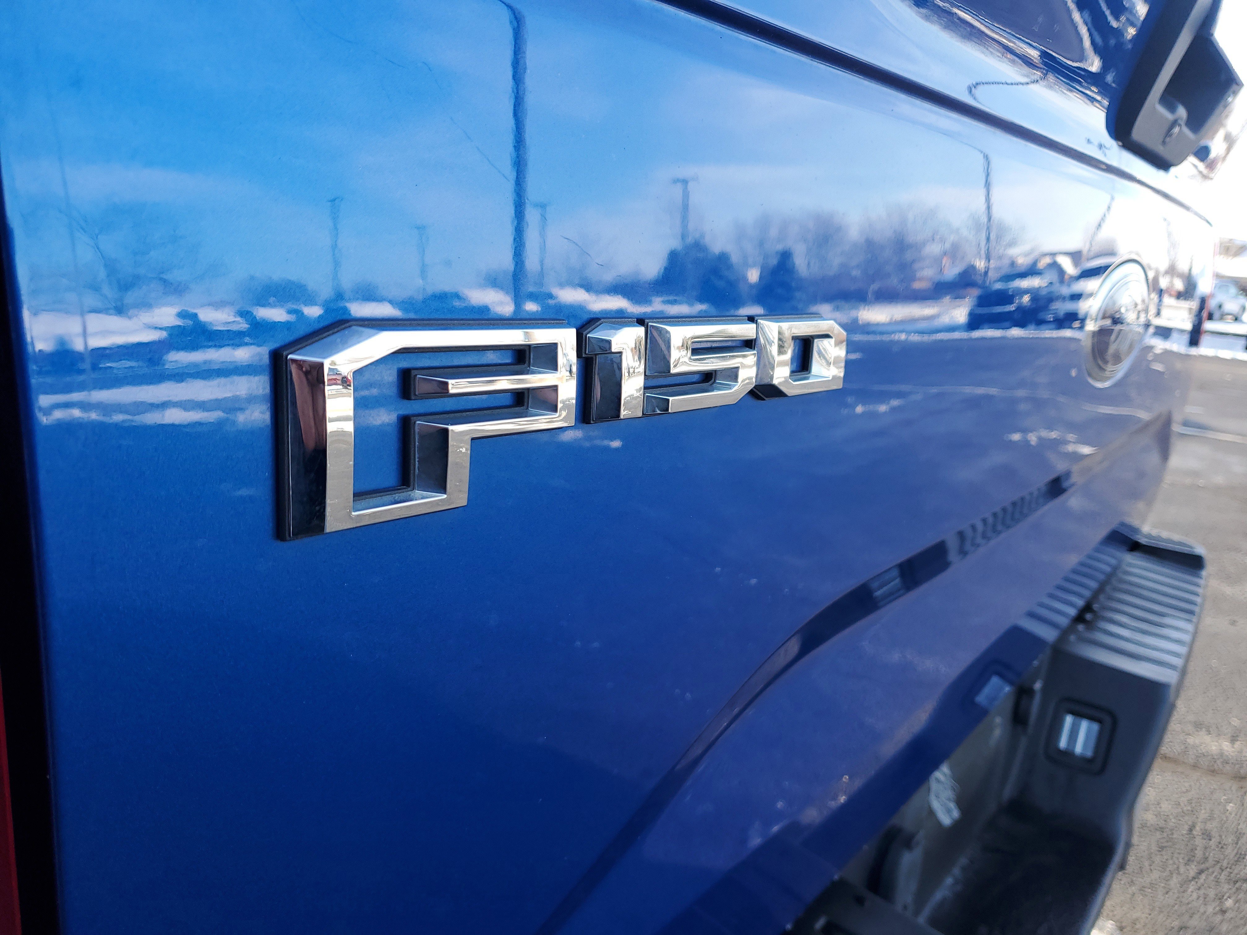 Used 2016 Ford F150 XLT w/ Equipment Group 302A Luxury image 6