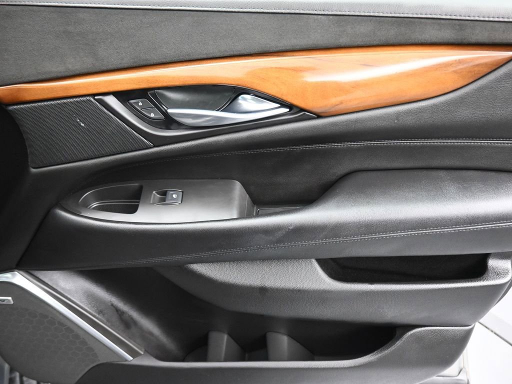 Used 2017 Cadillac Escalade Premium Luxury image 54