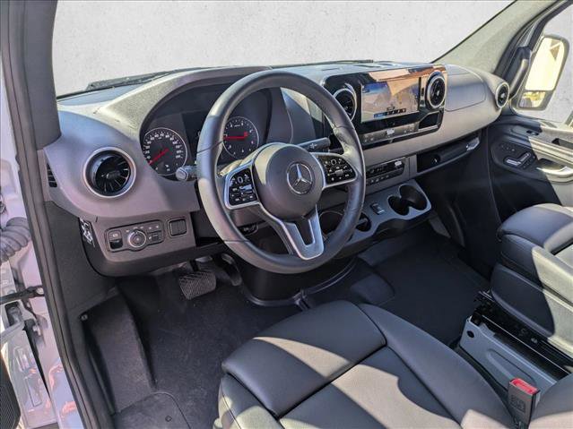 Used 2024 Mercedes-Benz Sprinter 2500 image 11