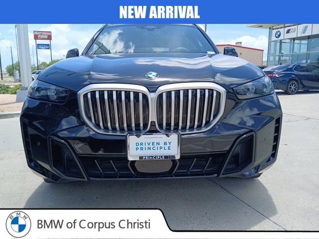 Used 2024 BMW X5 xDrive40i w/ M Sport Package AWD/4WD image 2