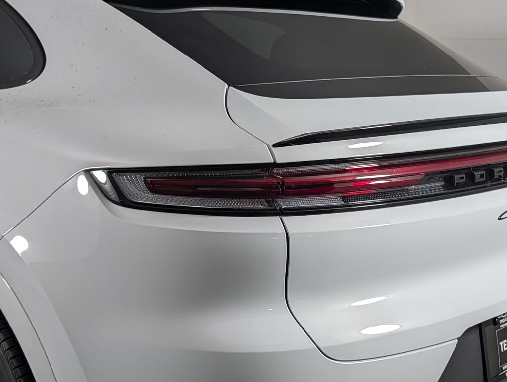 New 2026 Porsche Cayenne S AWD/4WD image 16