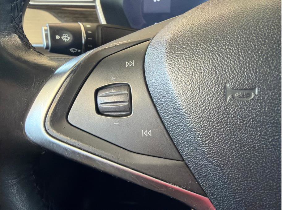 Used 2016 Tesla Model X Performance image 19