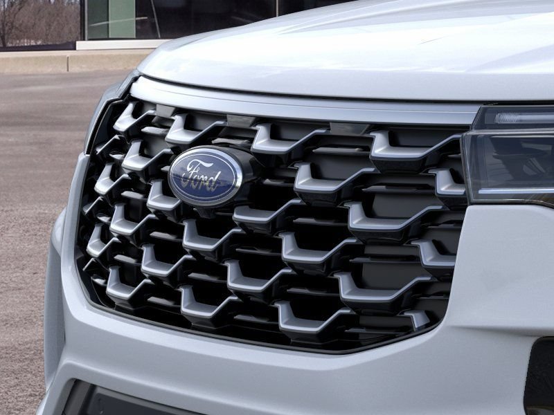 New 2026 Ford Explorer Platinum w/ LUX Leather Package AWD/4WD image 17