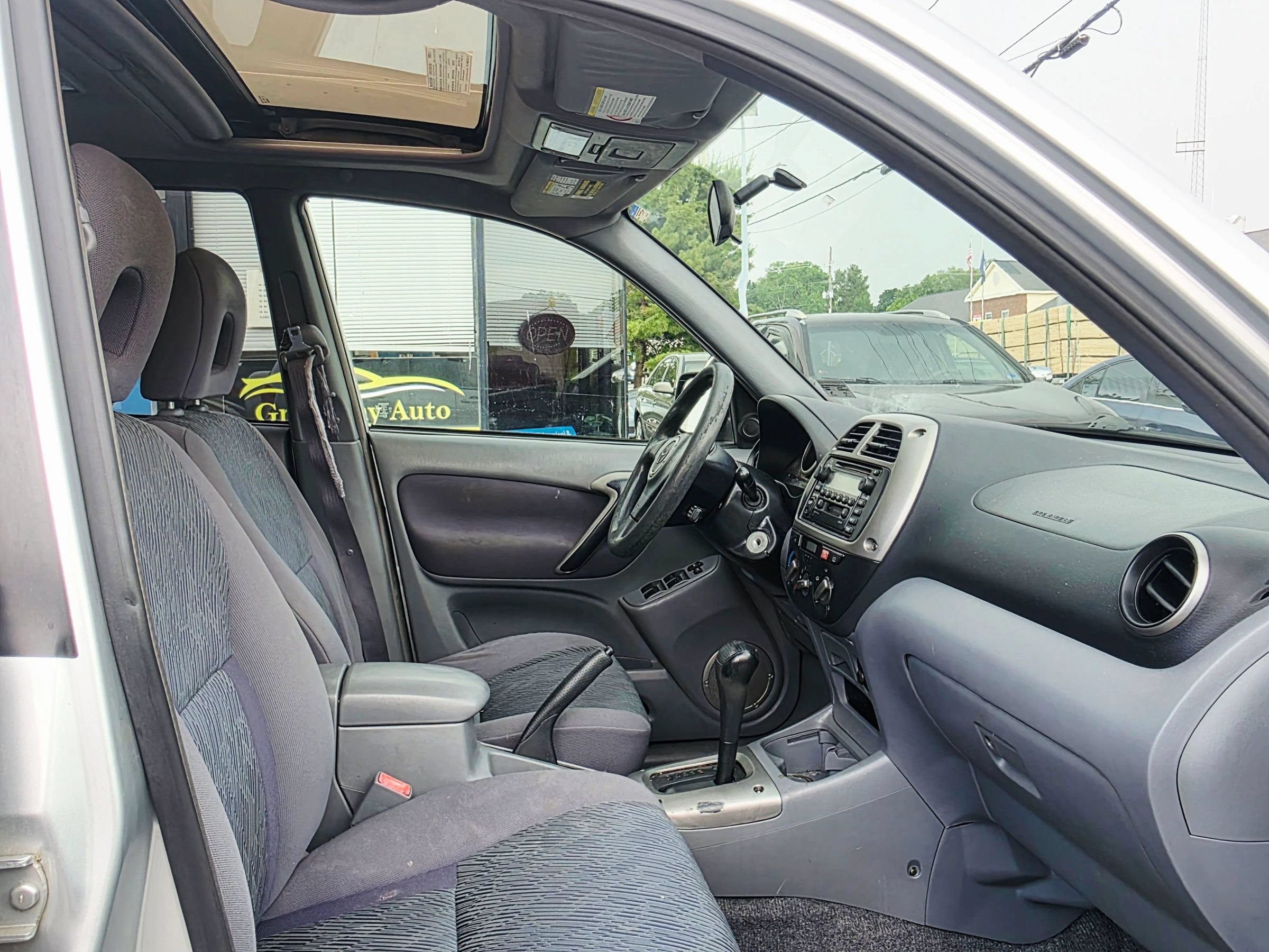 Used 2002 Toyota RAV4 4WD image 14