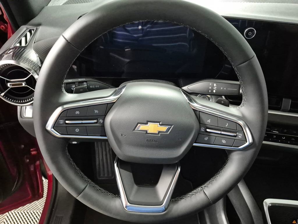 New 2026 Chevrolet Equinox LT w/ Convenience Package II FWD image 11