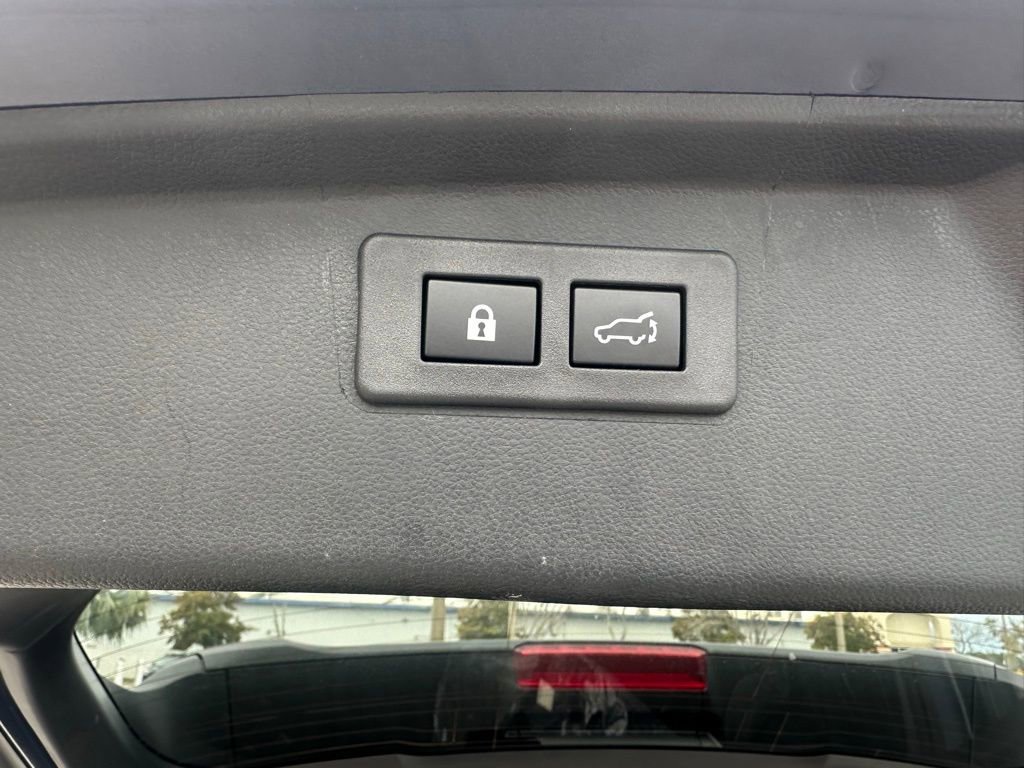 Used 2025 Subaru Outback Limited w/ Popular Package #2 image 8