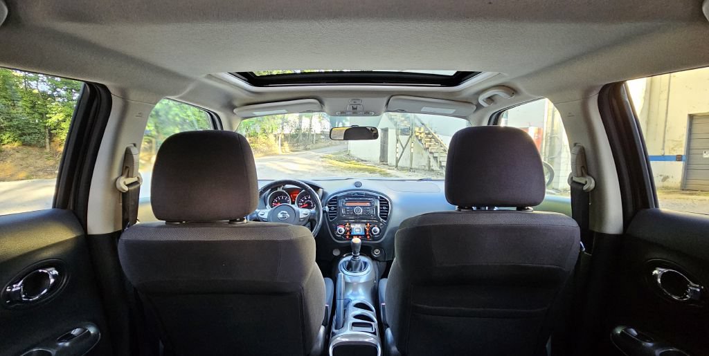 Used 2011 Nissan Juke SV FWD image 15
