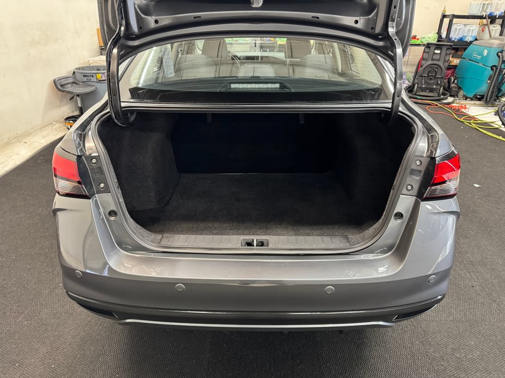 Used 2025 Nissan Versa S w/ Trunk Package FWD image 6
