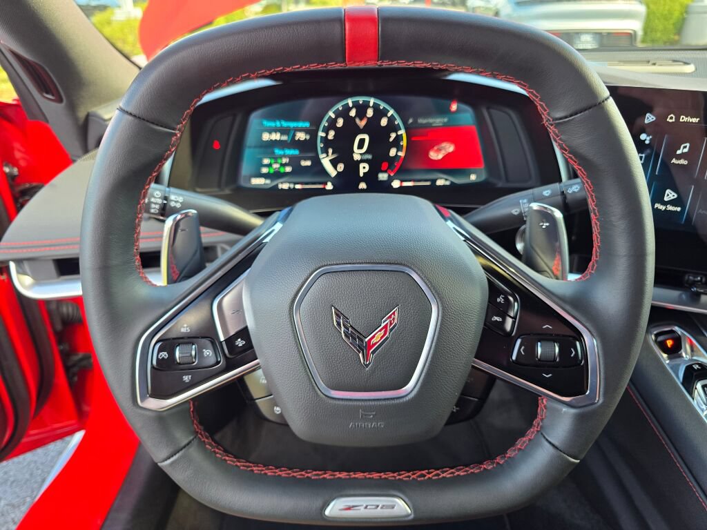 Used 2024 Chevrolet Corvette Z06 RWD image 13