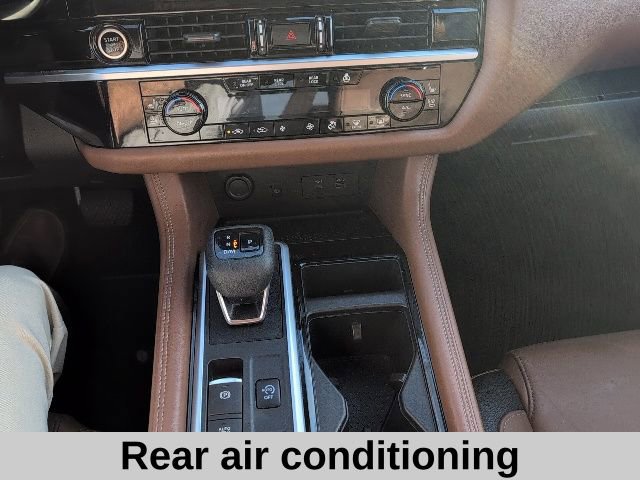 Used 2022 Nissan Pathfinder Platinum w/ Cargo Package image 6