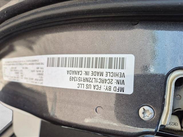 Used 2022 Chrysler Pacifica Touring-L w/ Uconnect Theater Family Group FWD image 15