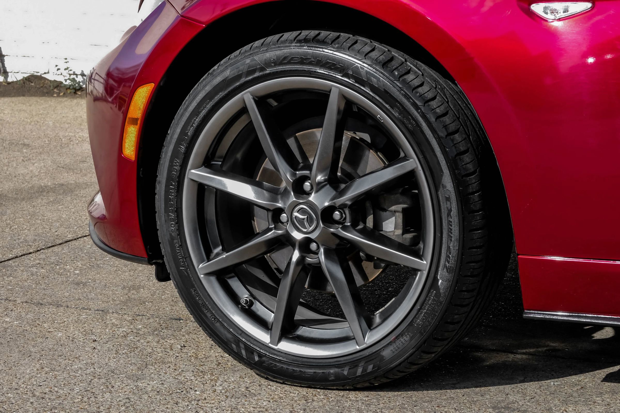 Used 2019 MAZDA MX-5 Miata RF Grand Touring image 46