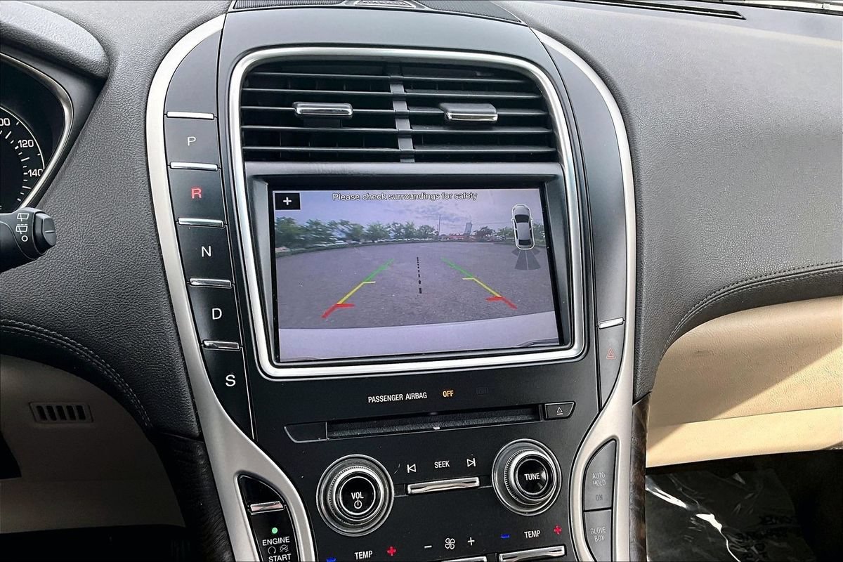 Used 2016 Lincoln MKX Select w/ Select Plus Package AWD/4WD image 26