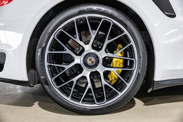 Used 2015 Porsche 911 Turbo S image 36