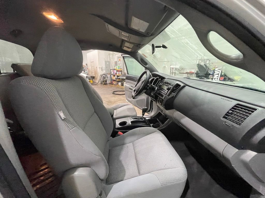 Used 2012 Toyota Tacoma 4x4 Access Cab w/ Convenience Pkg image 17