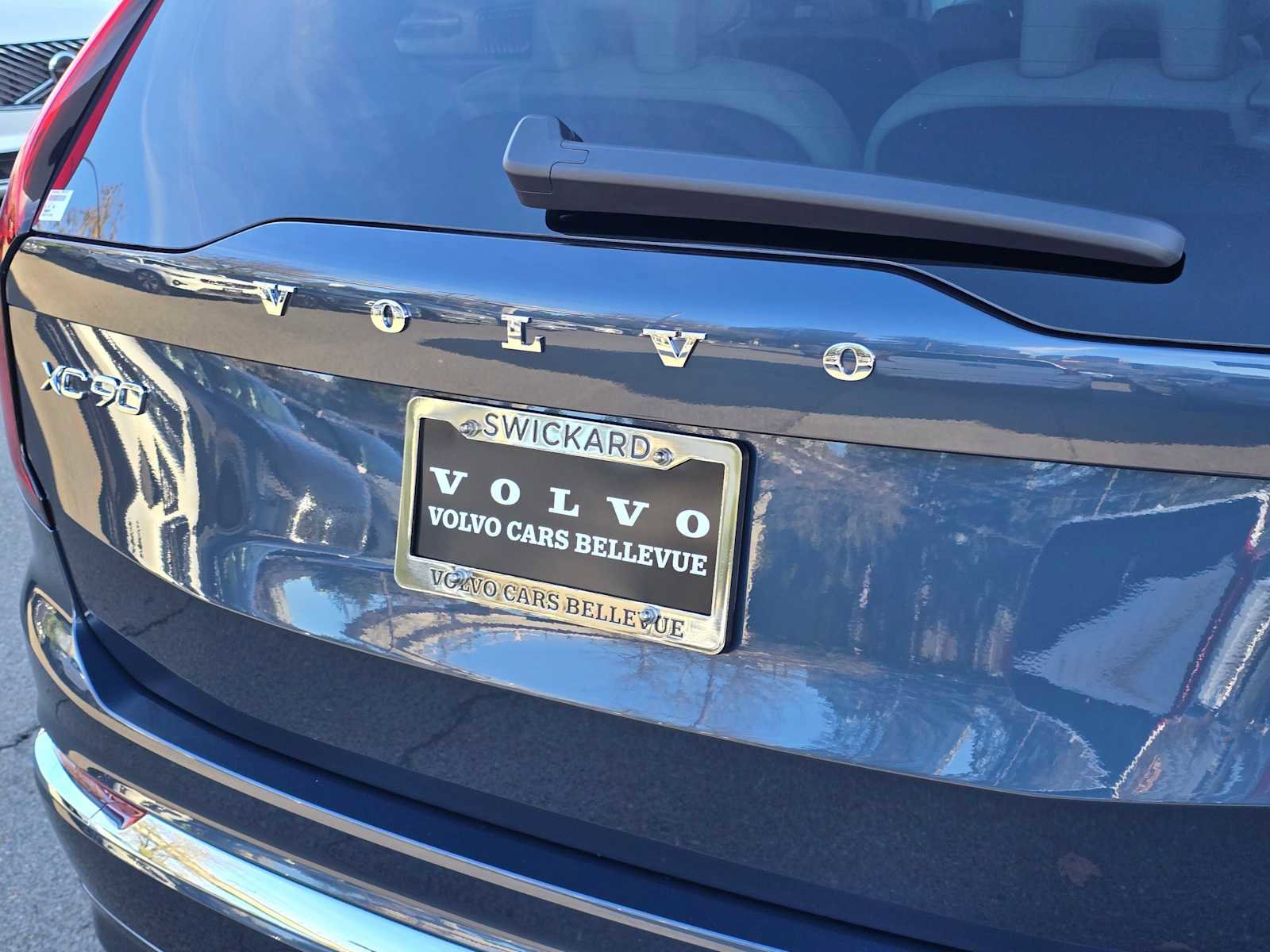 New 2026 Volvo XC90 B6 Ultra w/ Protection Package image 13