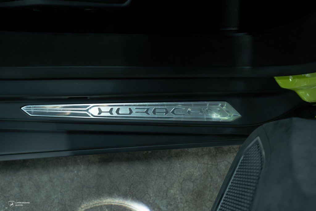 Used 2024 Lamborghini Huracan Sterrato image 42