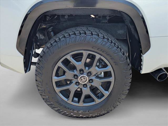 Used 2024 Toyota Tundra Platinum AWD/4WD image 25