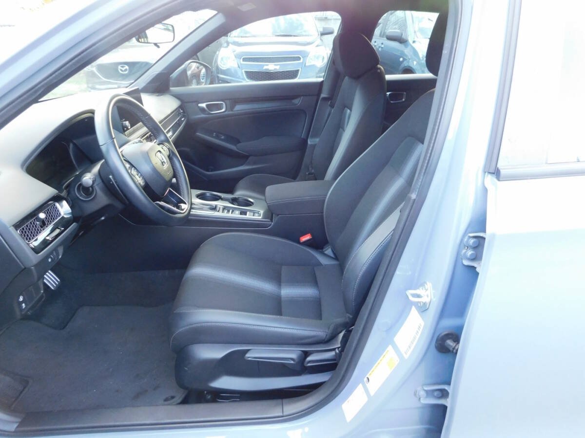 Used 2024 Honda Civic Sport image 5