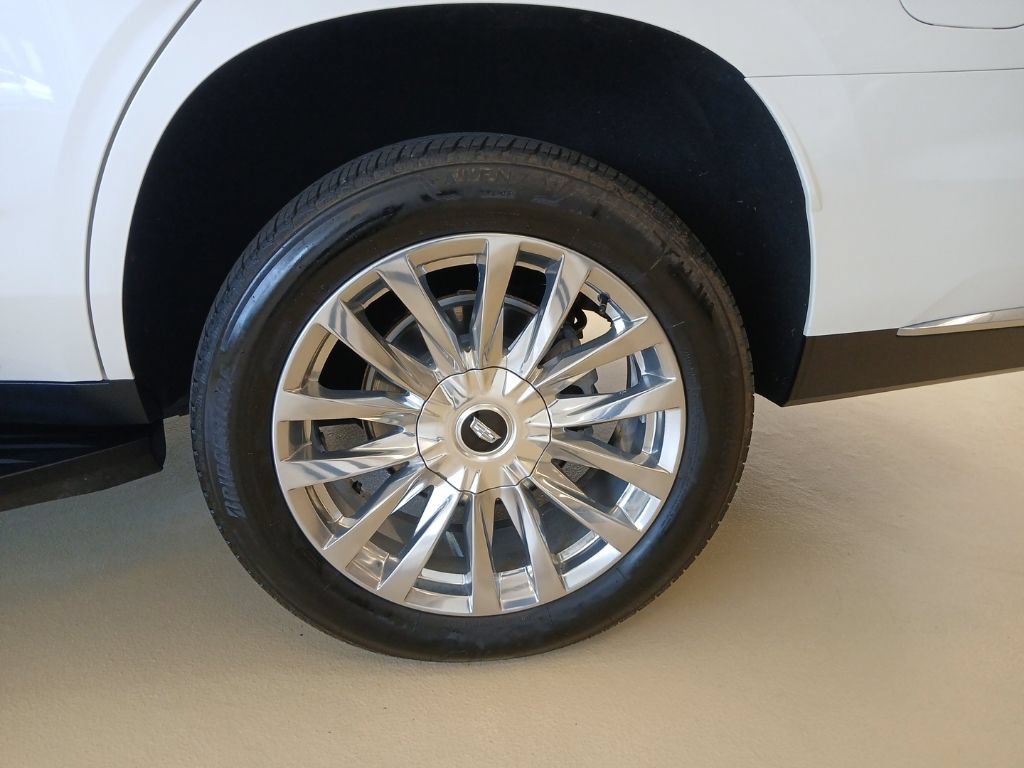 Certified 2023 Cadillac Escalade Premium Luxury AWD/4WD image 19