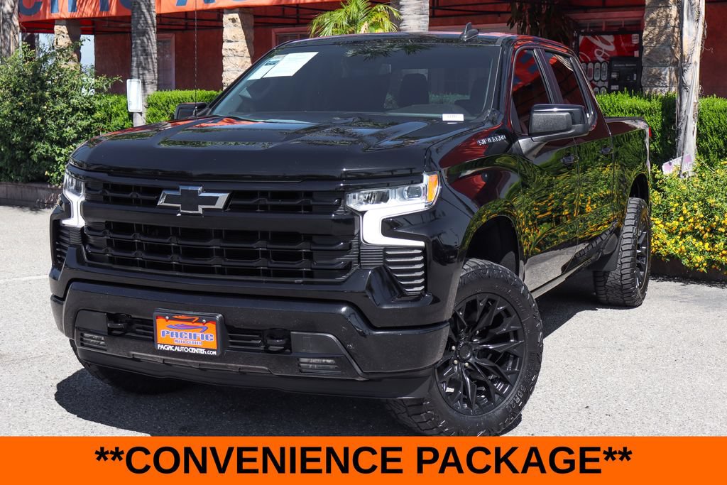 Used 2023 Chevrolet Silverado 1500 RST AWD/4WD image 4