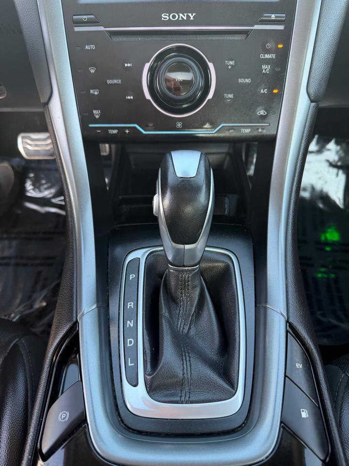 Used 2015 Ford Fusion Energi Titanium w/ Driver Assist Package FWD image 22