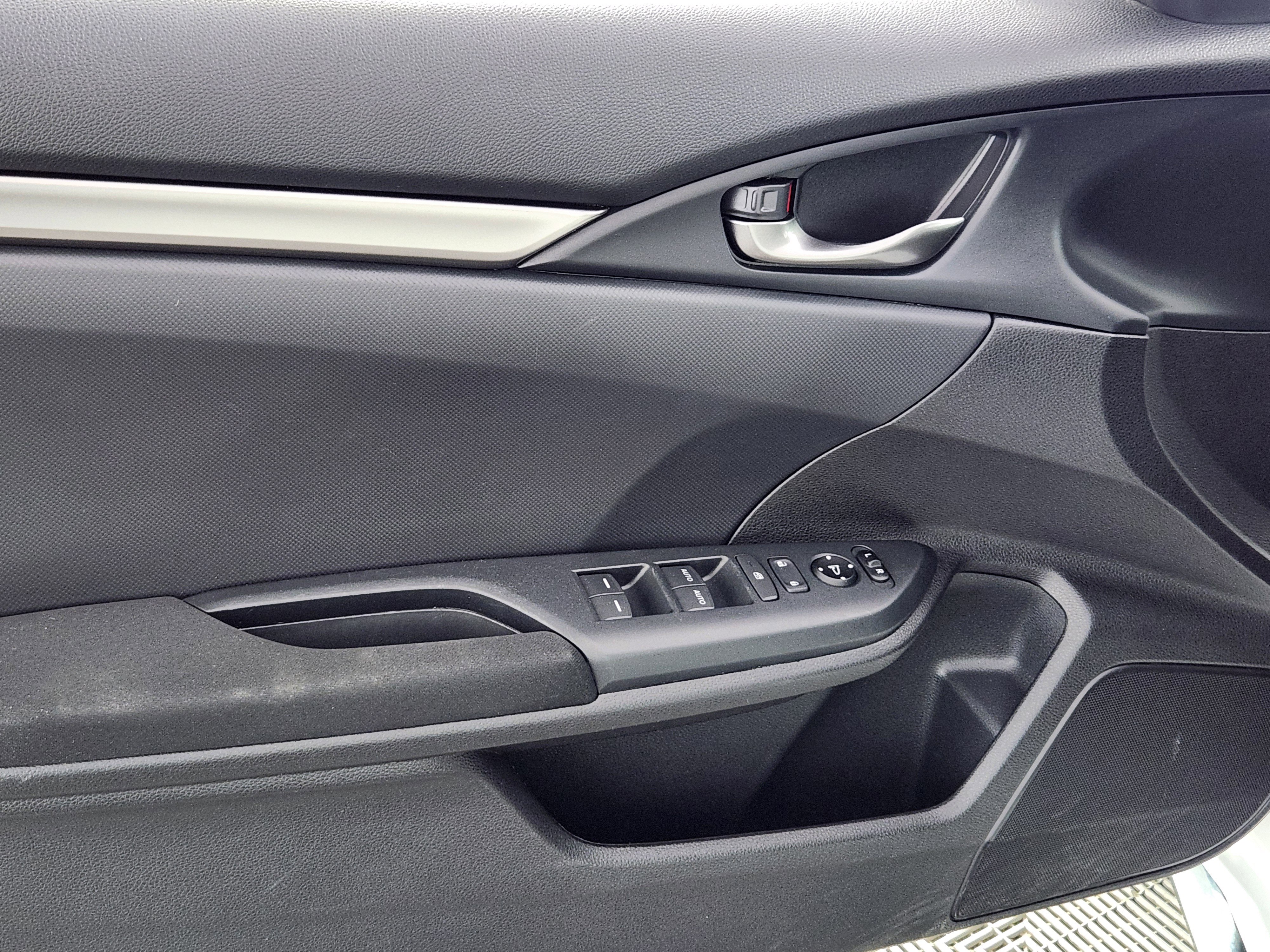 Used 2019 Honda Civic Sport image 16