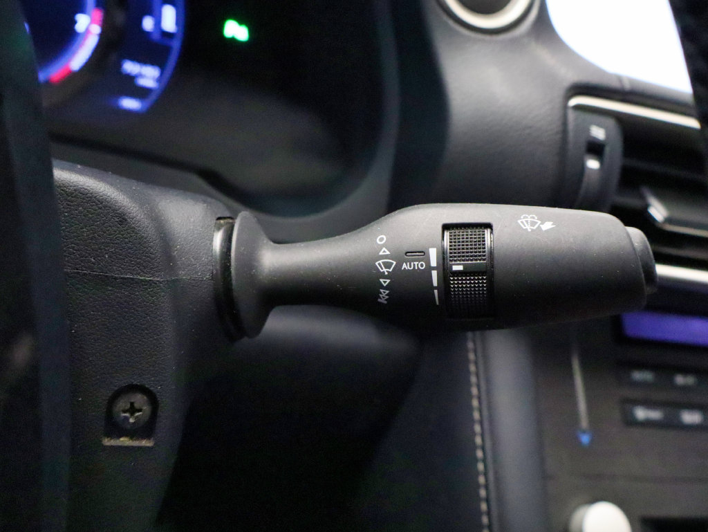 Used 2019 Lexus IS 350 F Sport AWD/4WD image 32