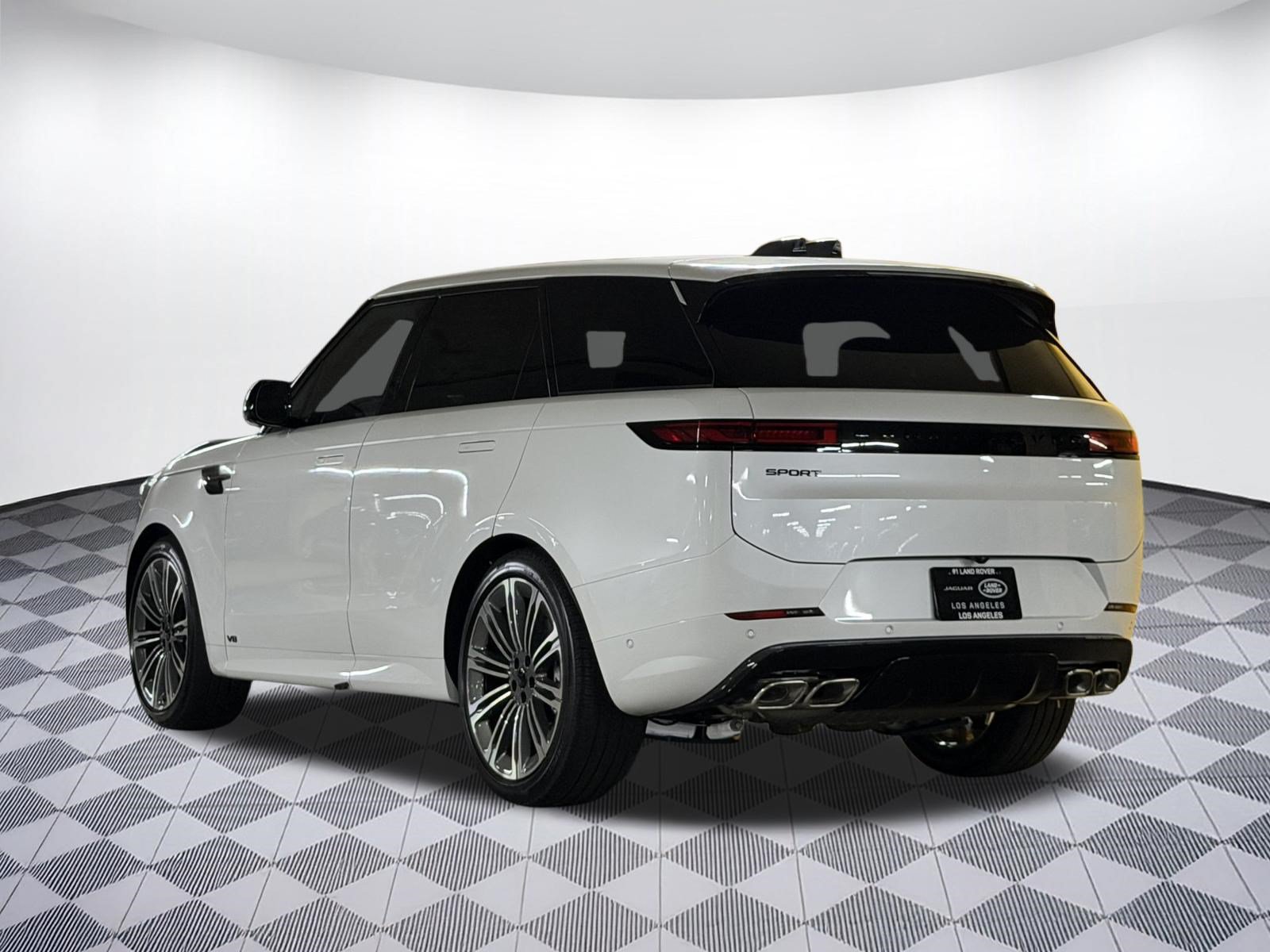 New 2026 Land Rover Range Rover Sport Dynamic SE AWD/4WD image 3