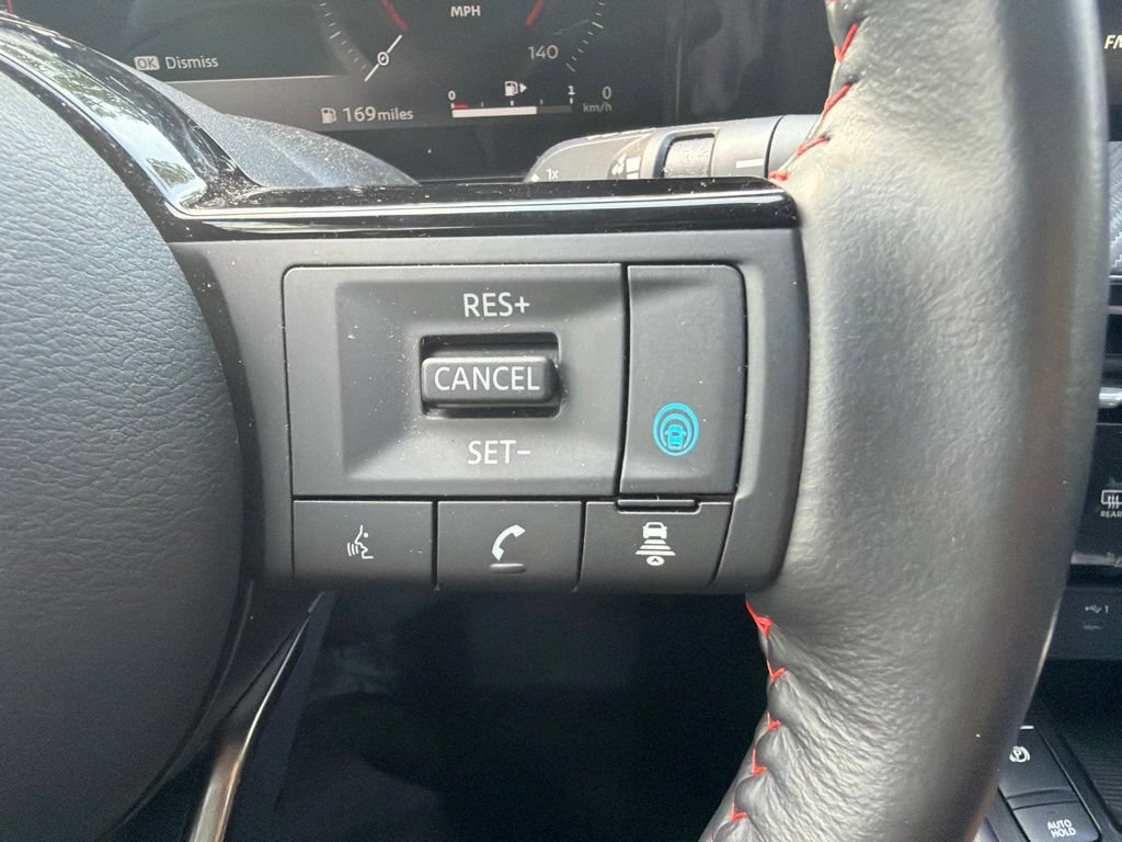 Used 2025 Nissan Kicks SR w/ SR Premium Package AWD/4WD image 17
