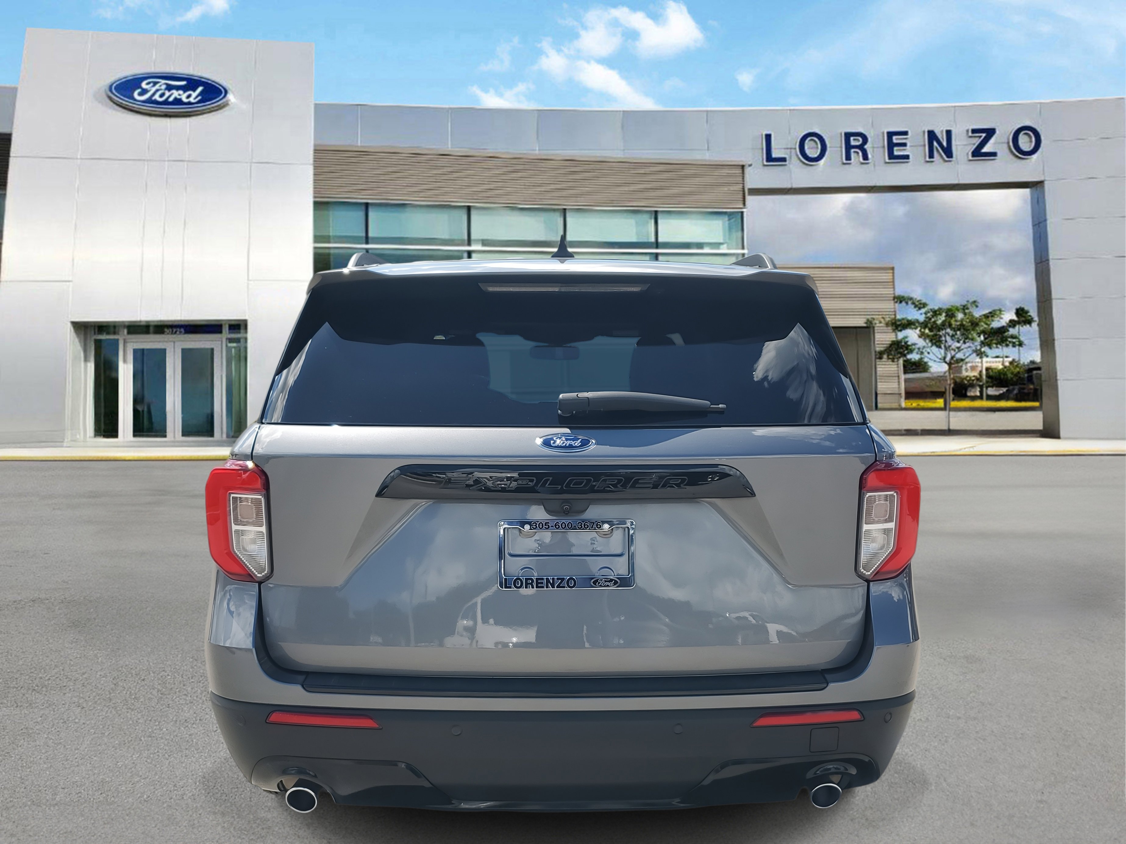 Used 2022 Ford Explorer ST-Line image 6