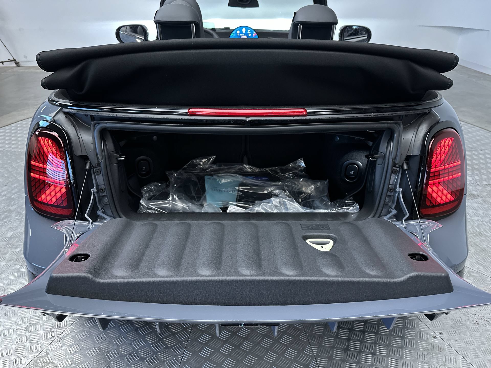 New 2026 MINI Cooper S FWD image 25