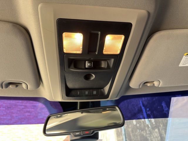 Used 2018 RAM 1500 SLT image 27