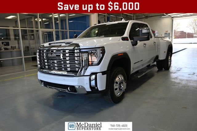 New 2026 GMC Sierra 3500 Denali w/ LPO, Black Badging Package image 1