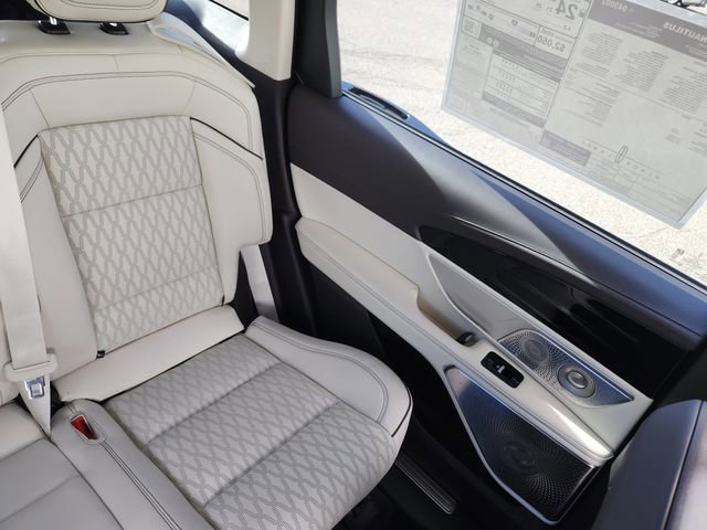 New 2026 Lincoln Nautilus Black Label w/ Jet Appearance Package AWD/4WD image 15