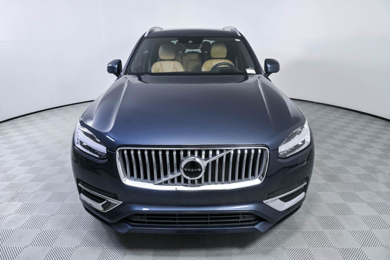 Certified 2022 Volvo XC90 T6 Inscription w/ Advanced Package AWD/4WD image 35