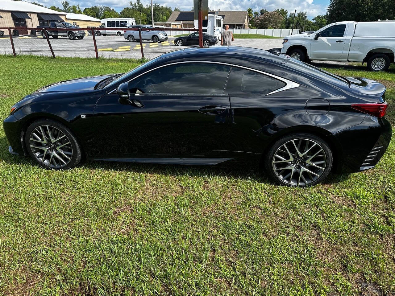 Used 2016 Lexus RC 200t image 9