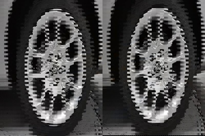 Used 2001 Jaguar XKR Convertible image 27