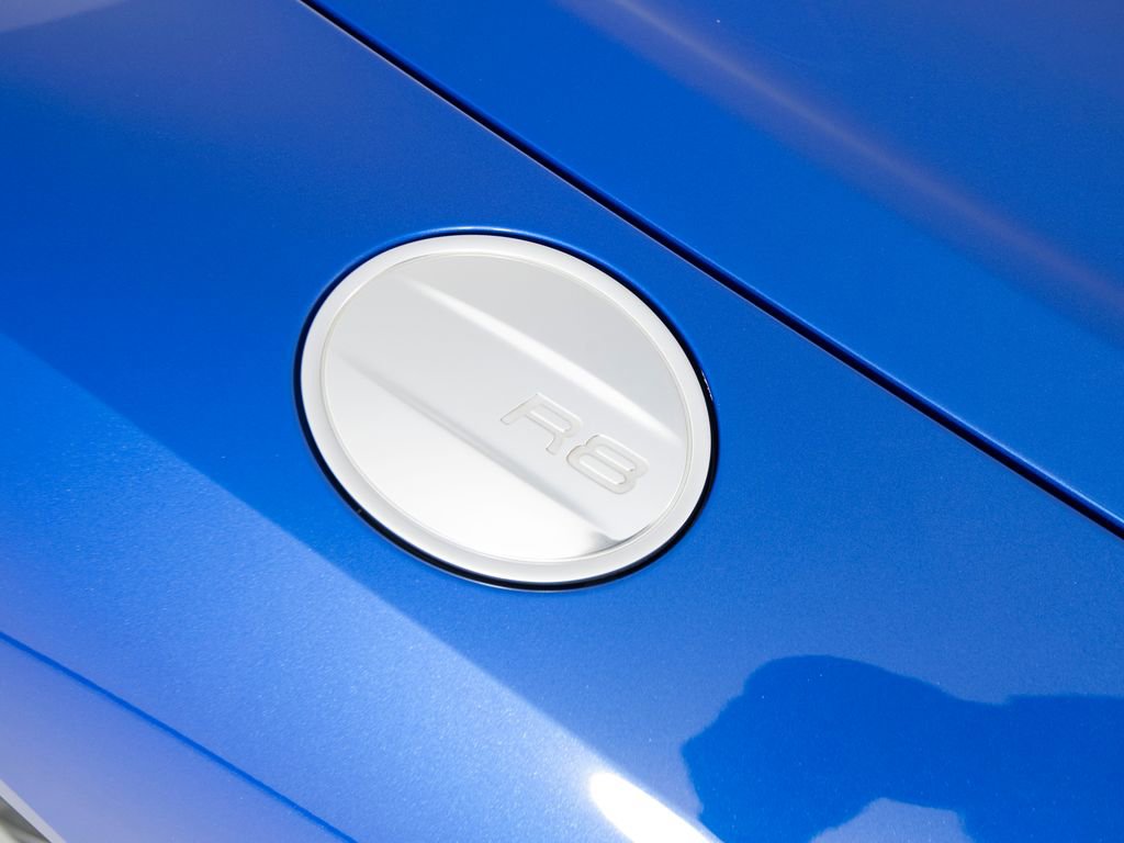 Used 2021 Audi R8 V10 w/ Premium Package RWD image 44