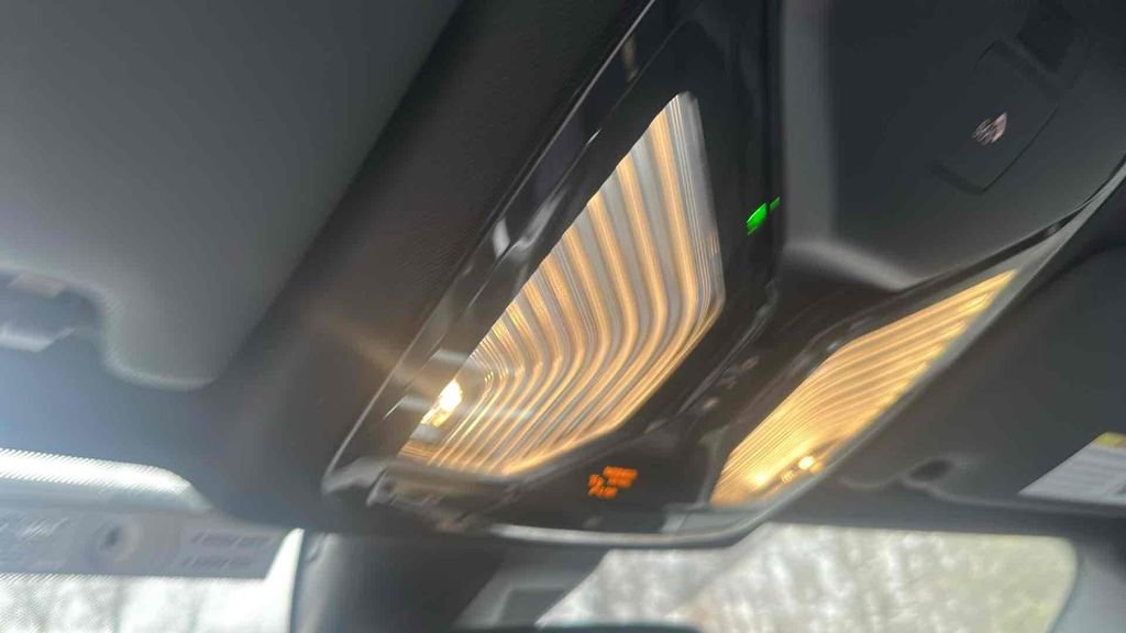 Used 2020 BMW 330i xDrive Sedan w/ Driving Assistance Package image 6