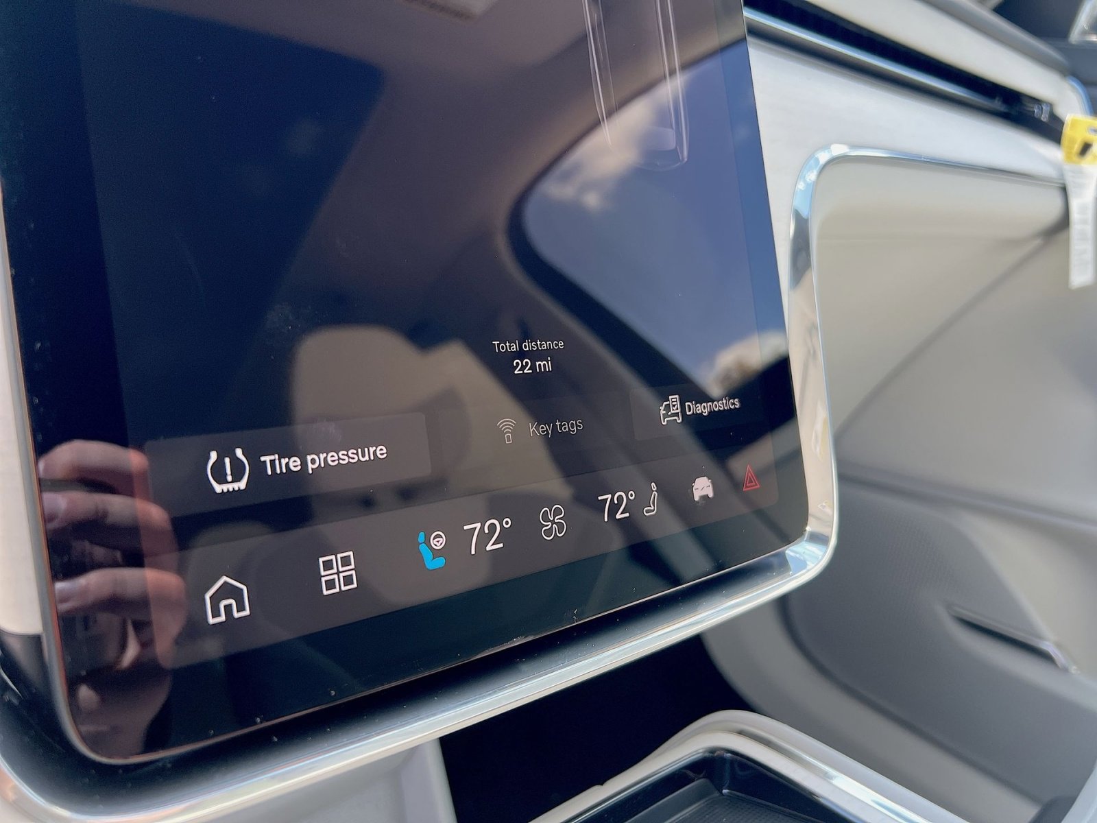 New 2025 Volvo EX90 Plus image 17