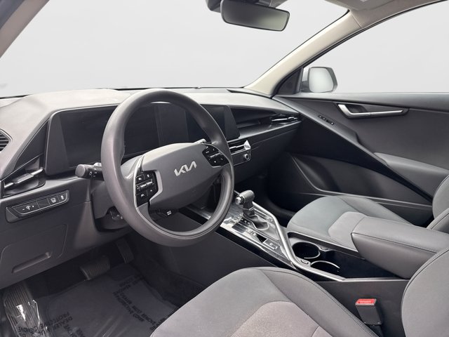 Used 2023 Kia Niro LX FWD image 10