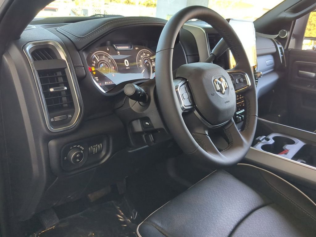 New 2026 RAM 3500 Laramie AWD/4WD image 19