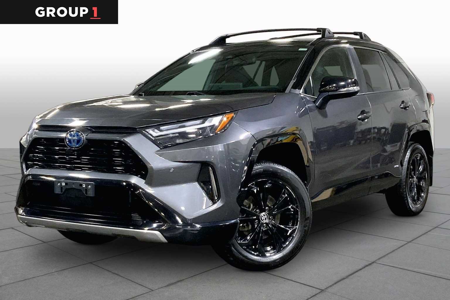 Used 2023 Toyota RAV4 XSE AWD/4WD image 1