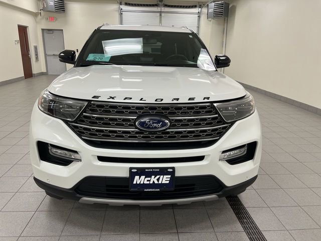 Certified 2024 Ford Explorer King Ranch w/ Technology Package AWD/4WD image 3