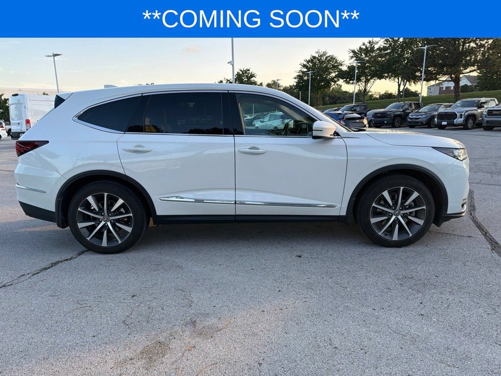 Used 2025 Acura MDX w/ Technology Package AWD/4WD image 5