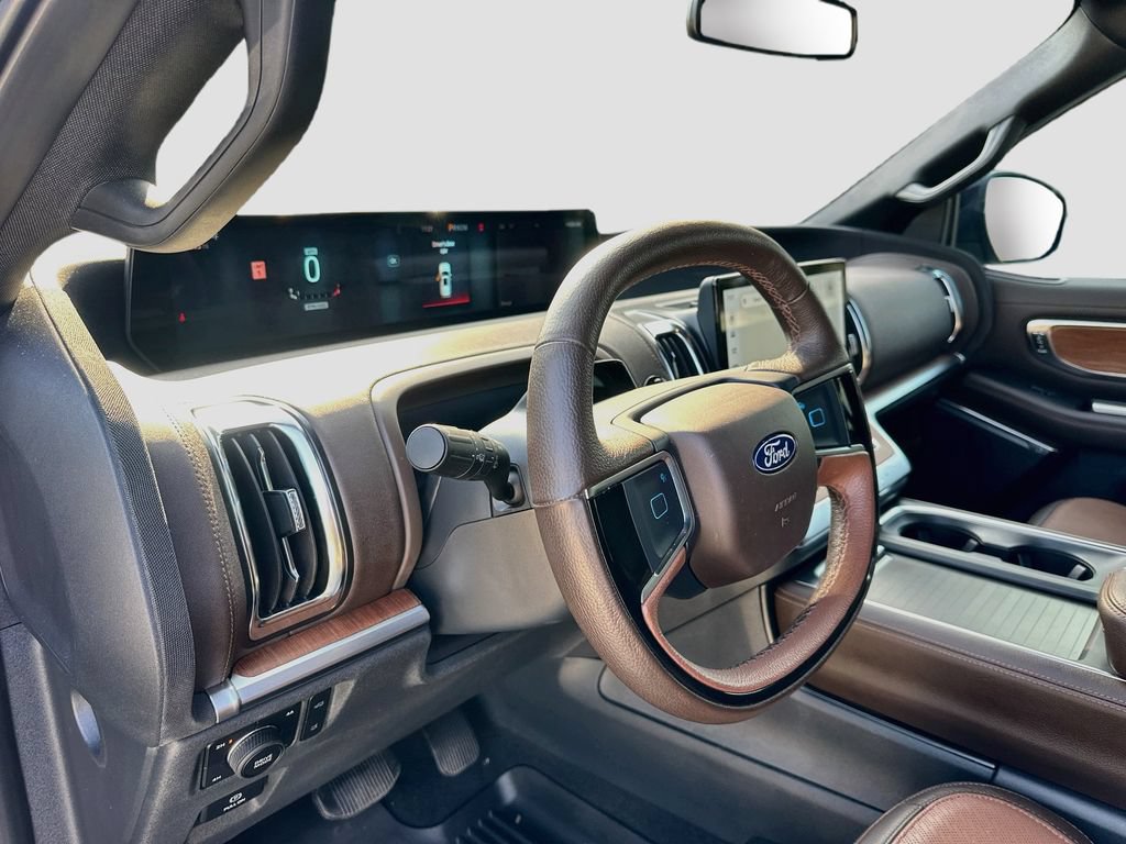 Used 2025 Ford Expedition Max King Ranch AWD/4WD image 9