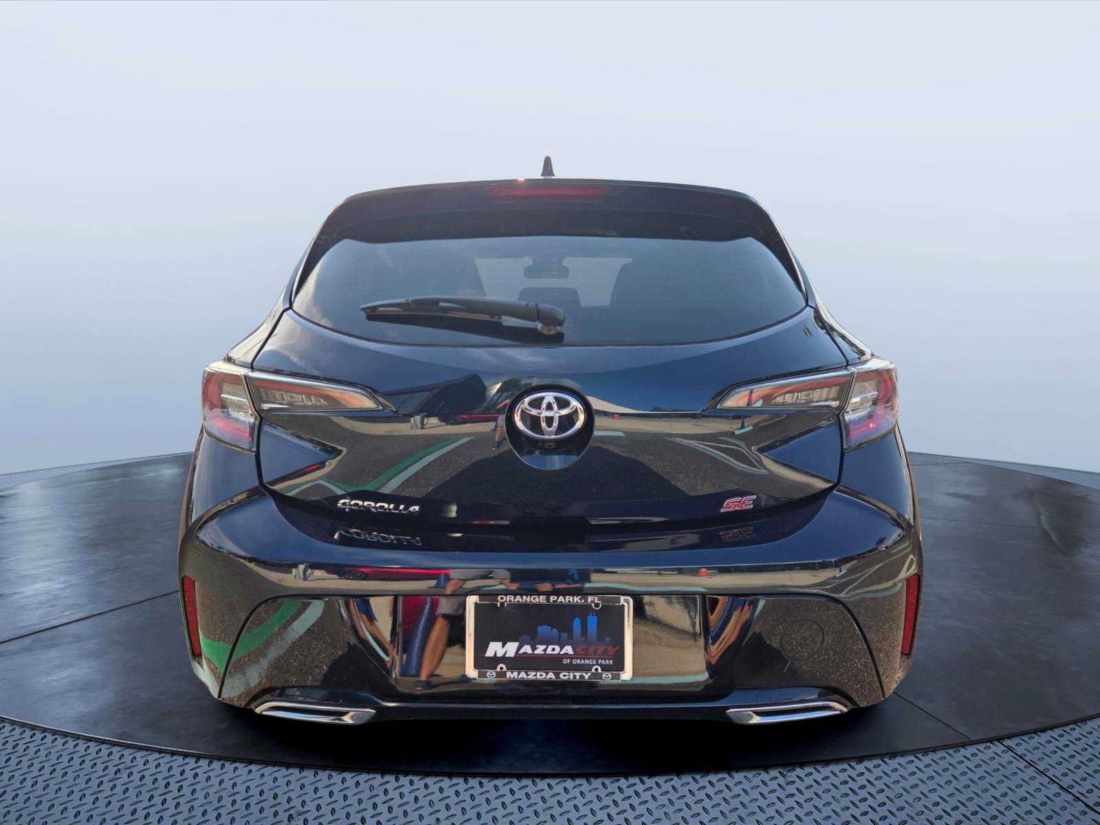 Used 2020 Toyota Corolla SE FWD image 6