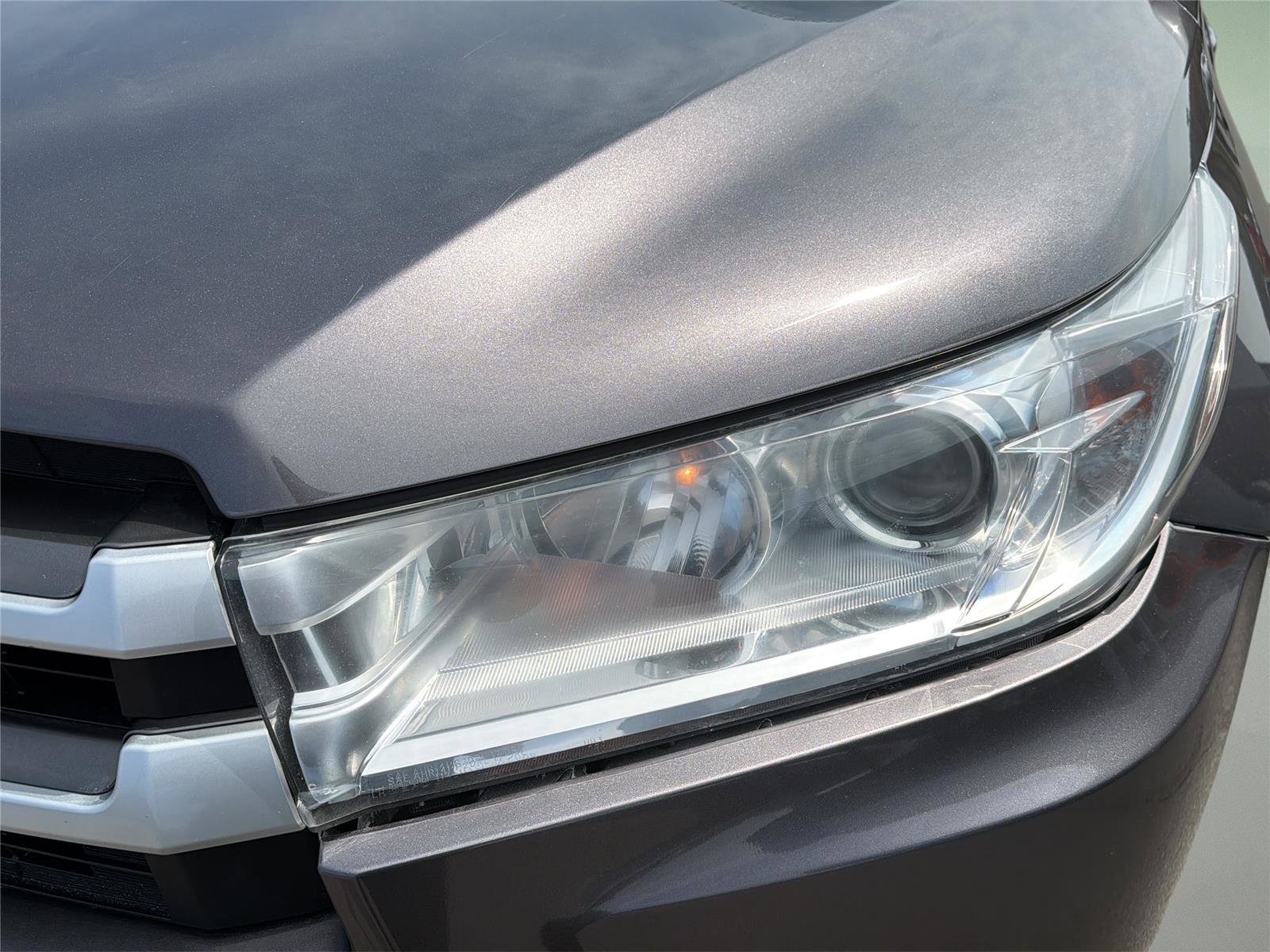 Used 2017 Toyota Highlander Plus w/ Carpet Mat Package AWD/4WD image 30