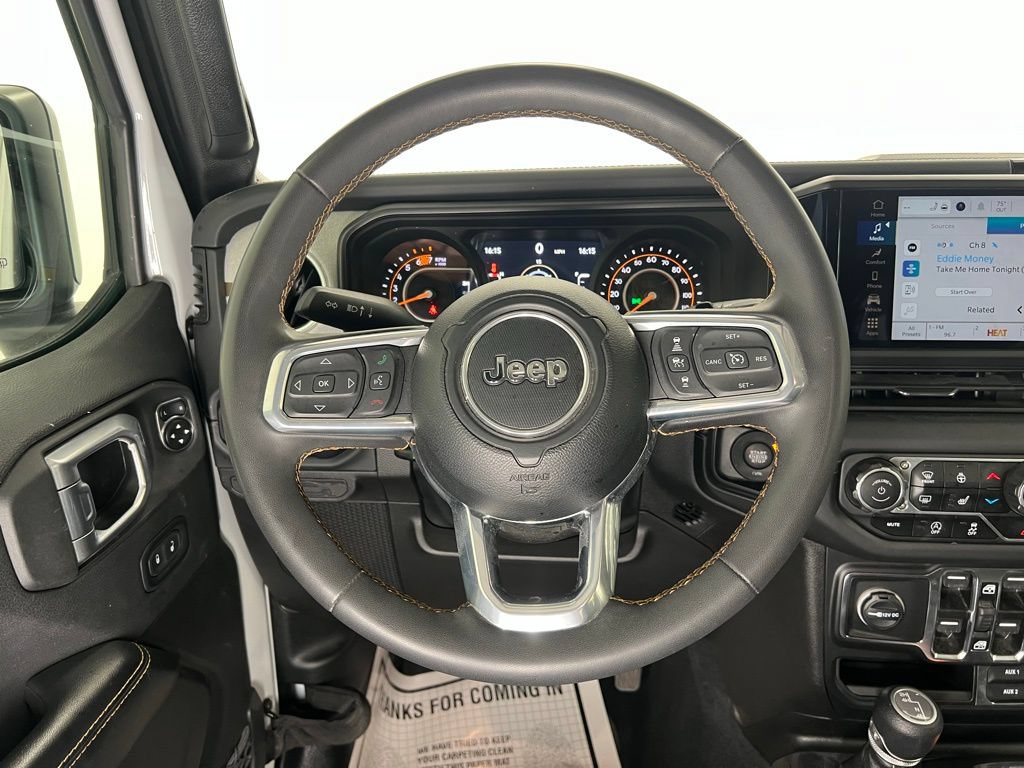 Used 2024 Jeep Wrangler Unlimited Sahara AWD/4WD image 14